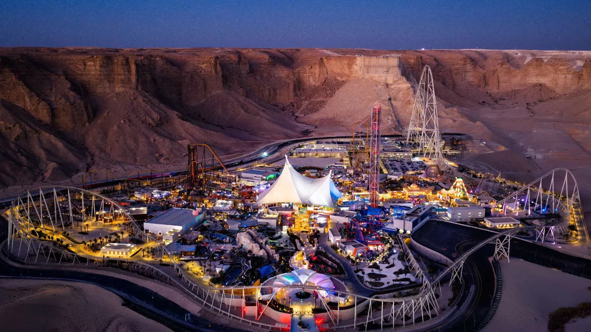 🎢 Six Flags مدينة القدية