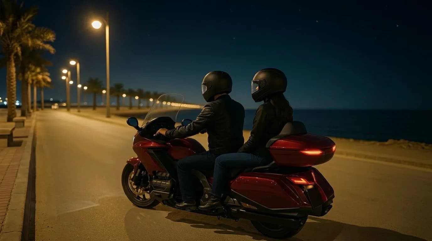 جدة على دراجات نارية